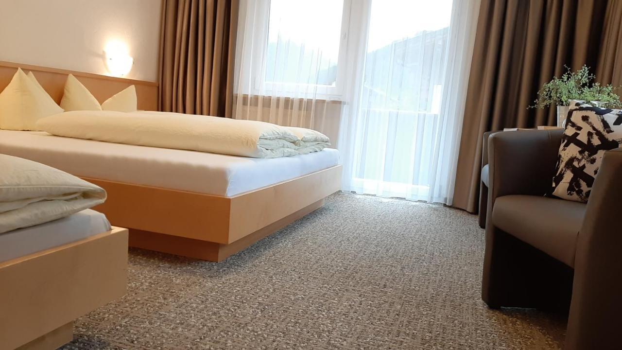 Hotel Garni Bergland Neustift im Stubaital Buitenkant foto